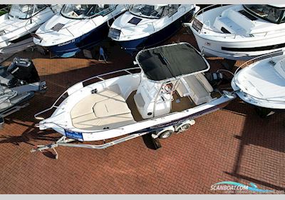 White Shark 226 Motorboat 2016, with Mercury Verado engine, United Kingdom
