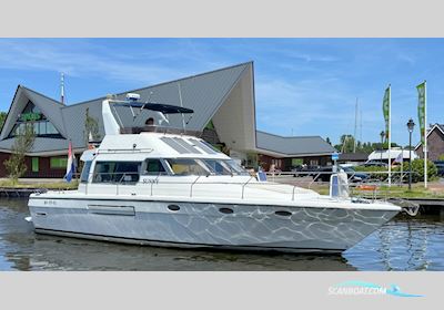 Whitewater Wolfe 46 Flybridge Motorboat 1990, with Caterpillar engine, The Netherlands