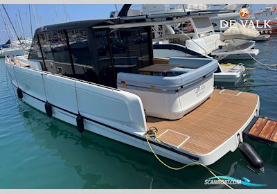 Wia 520 HT Motorboat 2025, with Epropulsion I-40 engine, France