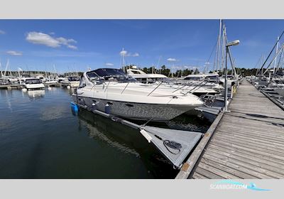 Windy 32 Scirocco Motorboat 2002, with 2x Volvo Penta Kad 300, 570 hk Med 1300 Motortimma engine, Sweden