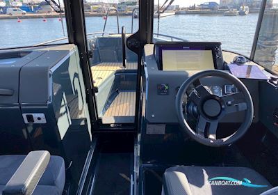 XO 260 Cabin (EXPLR 9) Motorboat 2021, with Mercury Verado 400 L6 Black engine, Finland