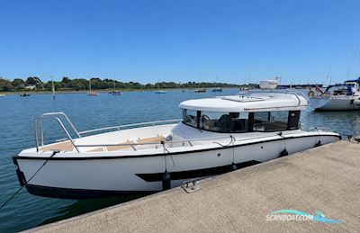 XO 270 RS Motorboat 2015, with Volvo Penta engine, United Kingdom