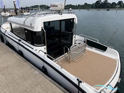 XO 270 RS Motorboat 2015, with Volvo Penta engine, United Kingdom