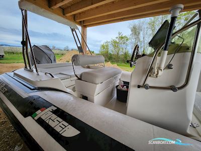 Zar - Formenti 57 Motorboat 1997, with Honda HB 115 CV 4 Temps engine, France