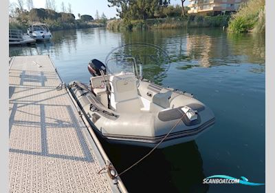 Zodiac Proman 9 Motorboat 2007, with Suzuki engine, France