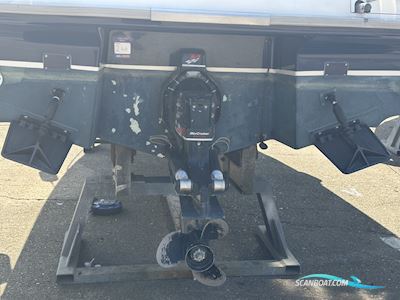 AQUADOR 23 Walkaround Motorboot 2003, mit Mercruiser motor, England