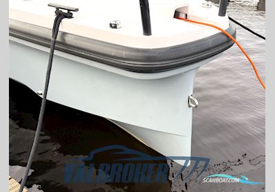 AXOPAR 37 XC Cross Cabin Motorboot 2020, mit Mercury V8 4 tempi Verado motor, Finland