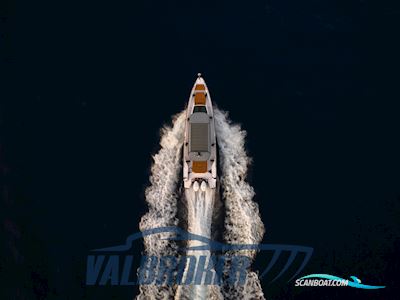 AXOPAR 37 XC Cross Cabin Motorboot 2022, mit Mercury V8 4 tempi motor, Montenegro