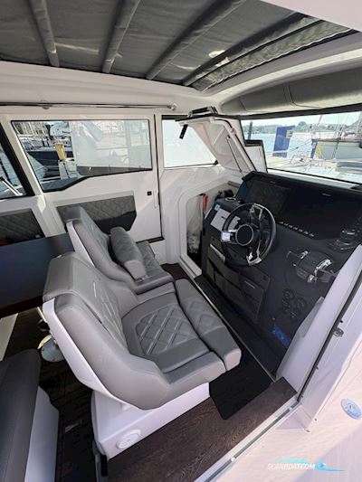 AXOPAR 37 XC Cross Cabin Motorboot 2021, mit Mercury motor, Deutschland