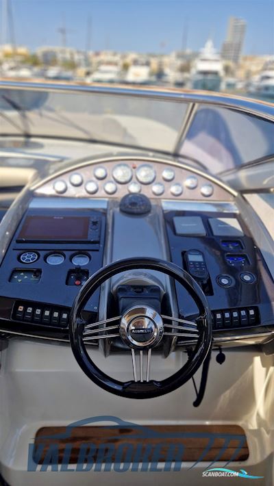 Absolute 45 Motorboot 2005, mit Volvo Penta D6 350 DP motor, Keine Länderinfo