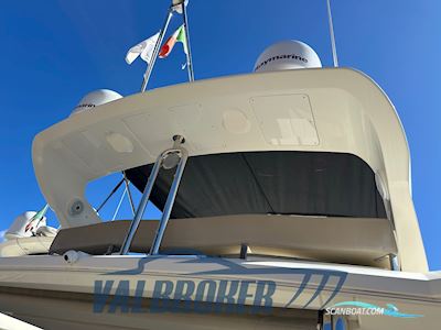 Absolute 52 Fly Motorboot 2016, mit Volvo Penta Ips 600 motor, Italien