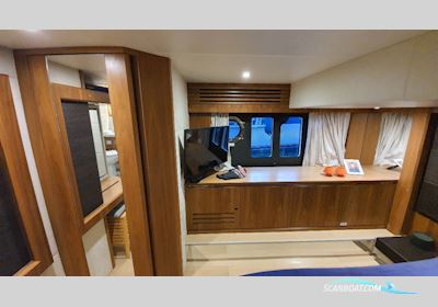 Absolute 52 Fly Motorboot 2016, mit Volvo Penta Ips 600 motor, Spanien