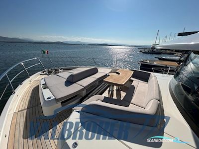 Absolute 73 Navetta Motorboot 2018, mit Volvo Penta D13-IPS1350 motor, Italien