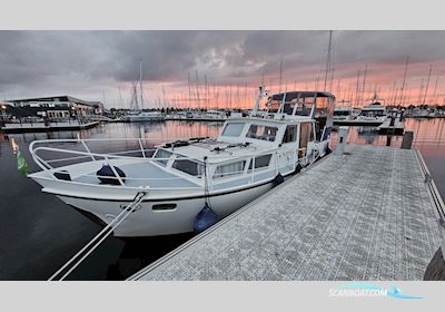 Altena 10 AK Motorboot 1972, mit Mercedes motor, Niederlande