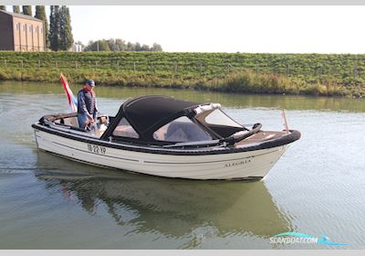 Antaris 630 Flying Lounge Motorboot 2007, Niederlande