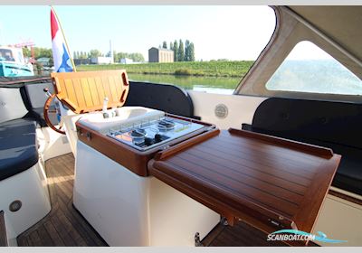 Antaris 630 Flying Lounge Motorboot 2007, Niederlande