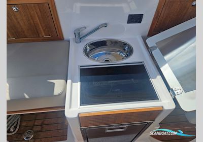 Aquador 25 HT Motorboot 2019, mit Mercury Mercruiser  4,5 L  MPI motor, Sweden