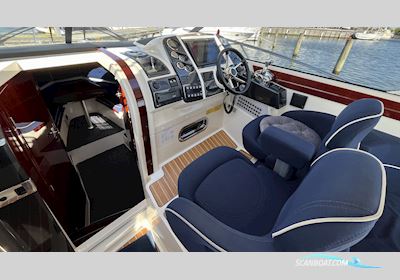 Aquador 28 HT  Motorboot 2012, mit Cummins MerC. motor, Dänemark