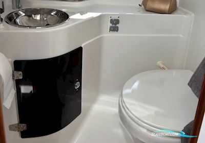 Aquador 28 HT Motorboot 2021, mit Mercruiser motor, Sweden