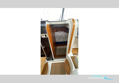 Aquador 28 HT Motorboot 2021, mit  Mercury Diesel motor, Sweden