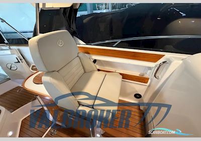 Aquador 28 HT Motorboot 2023, mit Mercury 3.0 V6 Diesel motor, Estonia