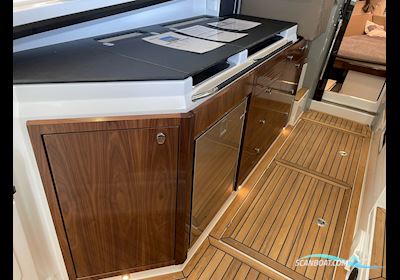 Aquador 300 HT Motorboot 2025, mit 2 x Mercury 200 motor, Dänemark