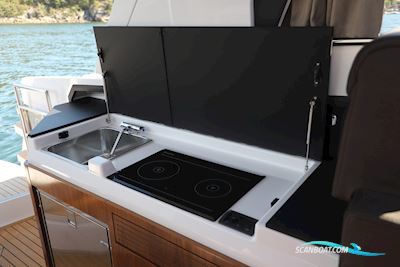 Aquador 300 HT Motorboot 2024, mit Yanmar Diesel-370 hk motor, Sweden