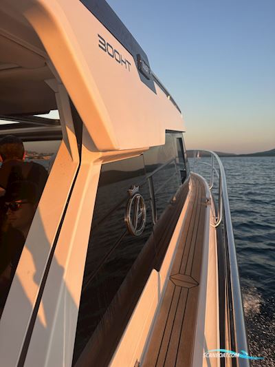 Aquador 300 HT Motorboot 2024, mit Yanmar Diesel-370 hk motor, Sweden