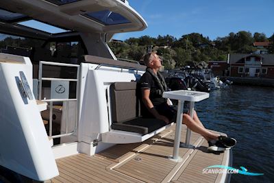Aquador 300 HT Motorboot 2024, mit Yanmar Diesel-370 hk motor, Sweden