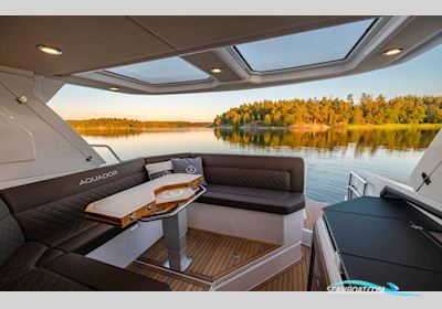 Aquador 300 HT Motorboot 2025, mit Volvo Penta motor, Niederlande