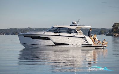 Aquador 300 HT Motorboot 2025, mit Mercury Diesel 3.0 V6 270 hk Med Bravo Iii Drev motor, Dänemark