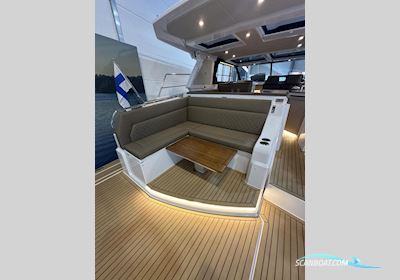 Aquador 400 HT Motorboot 2025, mit Volvo Penta motor, Finland