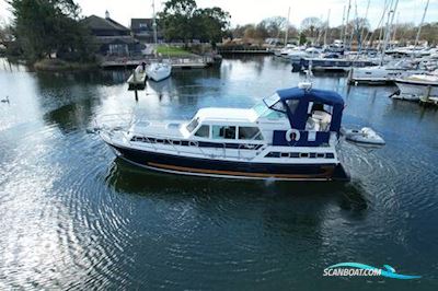 Aquastar 38 Motorboot 2001, mit Volvo Penta KAMD44 motor, England