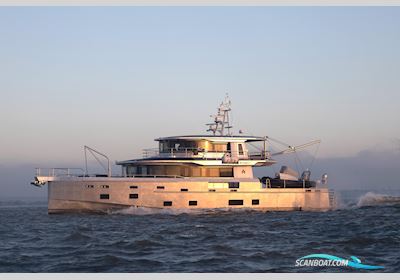 Arksen 85 Motorboot 2024, mit Praxis Hybrid System motor, England