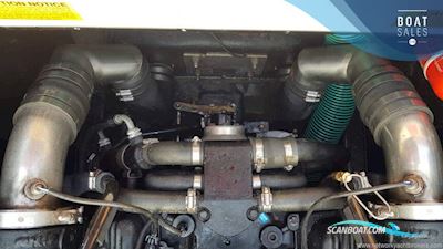 Axis A20 Motorboot 2013, mit - motor, England