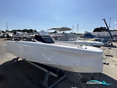 Axopar 22 Spyder Motorboot 2022, mit Mercury motor, England