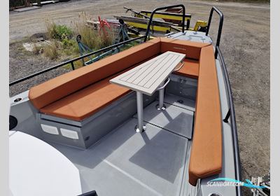 Axopar 28 Cabin R-Version Motorboot 2014, mit Mercuri Verado XL
 motor, Dänemark