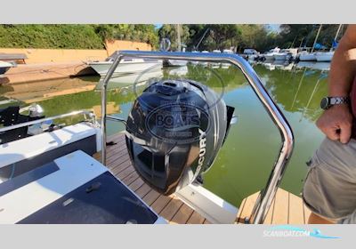 Axopar 28 T Top Motorboot 2016, mit Mercury motor, Frankreich