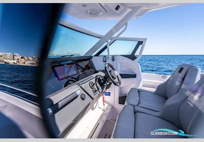 Axopar 29 Sun Top - U-Sofa Motorboot 2025, mit Mercury motor, Finland