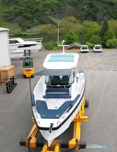 Axopar 29 Sun Top - U Sofa Motorboot 2024, mit Mercury motor, Deutschland