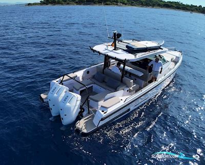 Axopar 37 Sun Top - U Sofa Motorboot 2024, mit Mercury motor, Frankreich
