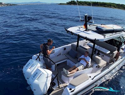 Axopar 37 Sun Top - U Sofa Motorboot 2024, mit Mercury motor, Frankreich