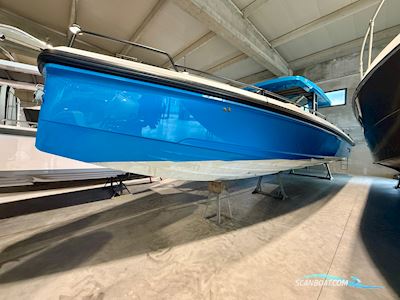 Axopar 37 Sun Top Brabus Motorboot 2020, mit Mercury Verado V8 300 motor, Frankreich