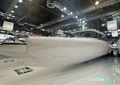 Axopar 45 Cross Cabin Motorboot 2024, mit Mercury motor, Deutschland