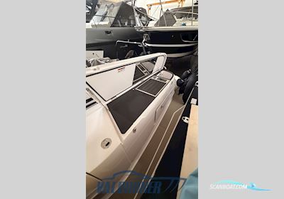 Axopar 45 Cross Cabin Motorboot 2025, mit Mercury Verado  V10 motor, Estonia