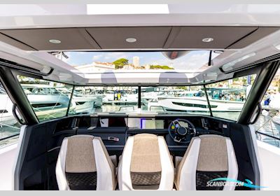 Axopar 45 Cross-Top Motorboot 2026, mit Mercury motor, Finland