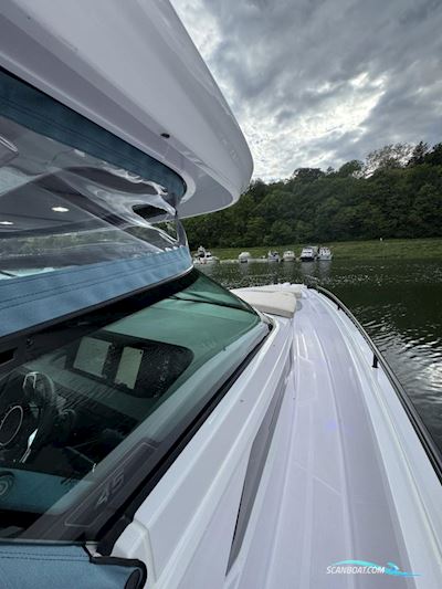 Axopar 45 Sun Top Motorboot 2024, mit Mercury motor, Deutschland