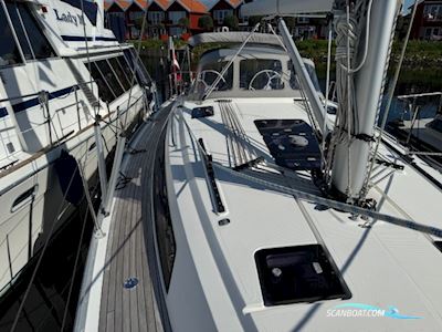 BAVARIA 41 CRUISER ( PRIVATBÅD ) Motorboot 2015, mit Volvo Penta D2-40 motor, Dänemark