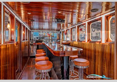 Båd Cafe Sorte Louis Motorboot 1950, mit Engine Type 1 Stk. 4-Cylindret 2-Takt Alpha Diesel, 119 hk,Hk 119,Diesel motor, Dänemark