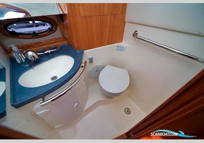 Bavaria 32 Sport Diesel Motorboot 2007, mit Volvo Penta motor, Niederlande